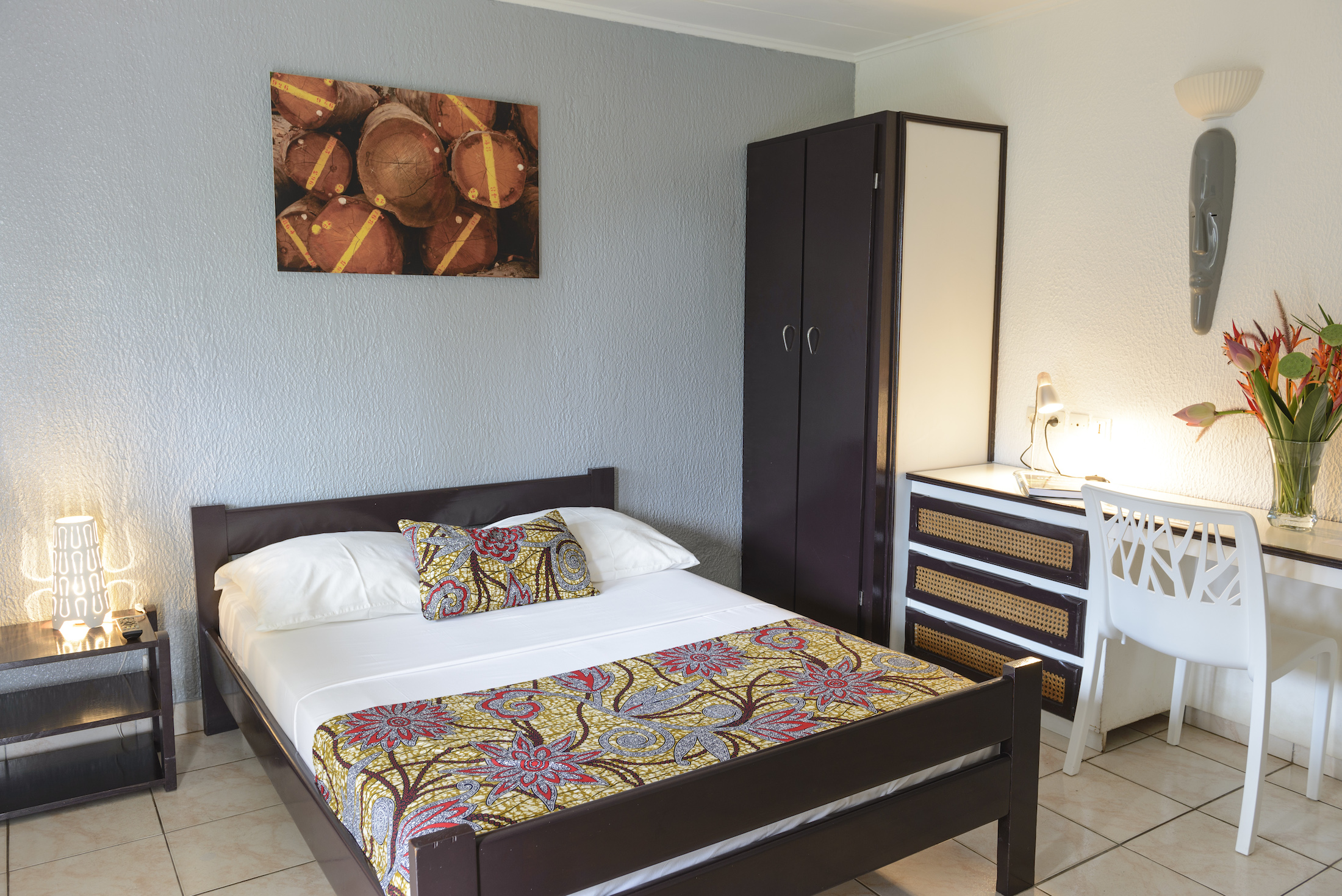 Chambre standard de l'Hôtel du Parc de Port-Gentil